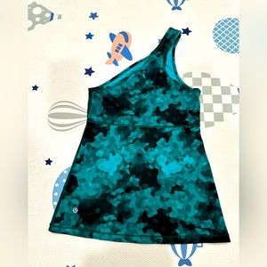 Lululemon work out tank